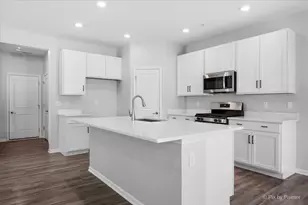 1078 Moraine Dr, South Elgin, IL 60177 - Photo 7