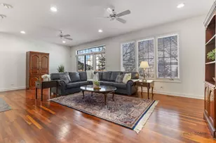 1819 Dunhill Cir, Glenview, IL 60025 - Photo 5