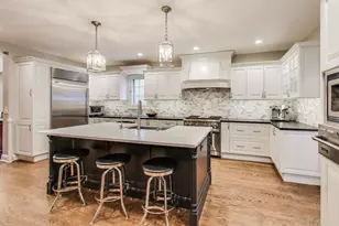 521 E Mayfair Rd, Arlington Heights, IL 60005 - Photo 9