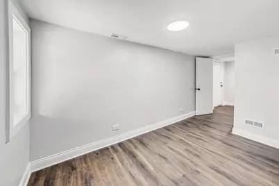 1839 W Henderson Street, Chicago, IL 60657 - Photo 51