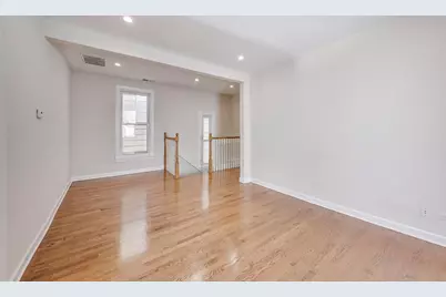 1839 W Henderson Street, Chicago, IL 60657 - Photo 7