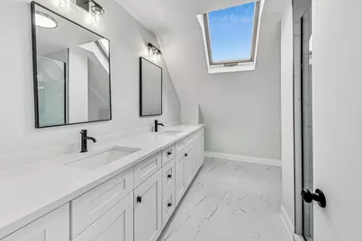 1839 W Henderson Street, Chicago, IL 60657 - Photo 45