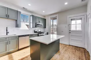 1839 W Henderson St, Chicago, IL 60657 - Photo 3