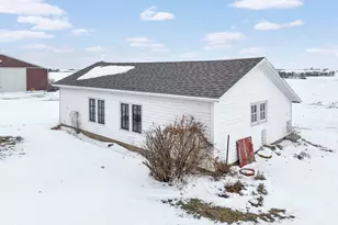 23633 Carroll Rd, Lanark, IL 61046 - Photo 41