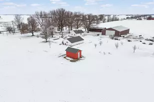 23633 Carroll Rd, Lanark, IL 61046 - Photo 5