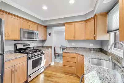 1194 Dayton Road, Buffalo Grove, IL 60089 - Photo 7