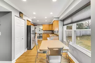 1194 Dayton Rd, Buffalo Grove, IL 60089 - Photo 9