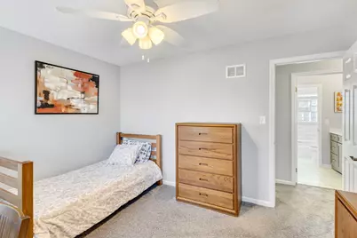 1194 Dayton Road, Buffalo Grove, IL 60089 - Photo 17