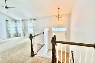 898 Emerald Dr, Pingree Grove, IL 60140 - Photo 11