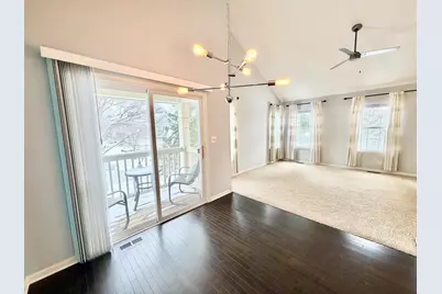 898 Emerald Drive, Pingree Grove, IL 60140 - Photo 7