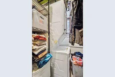 1410 W Cornelia Street #1, Chicago, IL 60657 - Photo 11