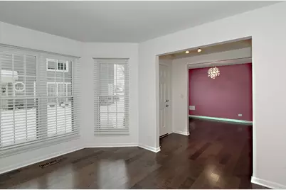 1080 Ridgefield Circle, Carol Stream, IL 60188 - Photo 5