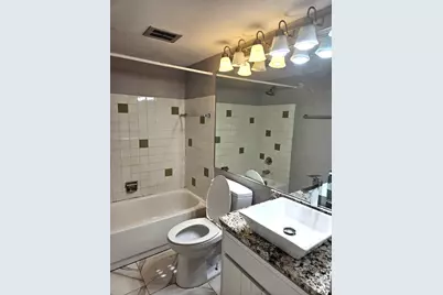 18855 Burnham Avenue #231, Lansing, IL 60438 - Photo 9