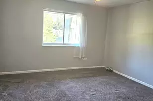 18855 Burnham Ave, Lansing, IL 60438 - Photo 11