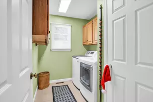 1405 Old Farm Rd, Champaign, IL 61821 - Photo 15