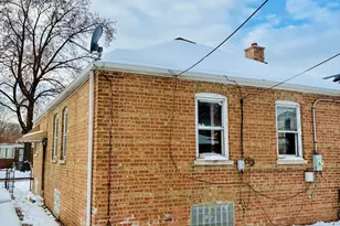 12915 S Parnell Ave, Chicago, IL 60628 - Photo 3