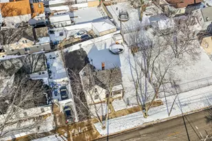 552 Simms St, Aurora, IL 60505 - Photo 15