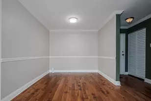 685 E Fullerton Ave, Glendale Heights, IL 60139 - Photo 7