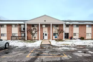 685 E Fullerton Ave, Glendale Heights, IL 60139 - Photo 3