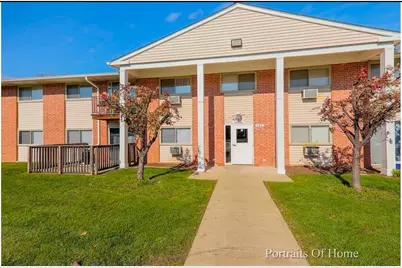 685 E Fullerton Avenue #201, Glendale Heights, IL 60139 - Photo 1