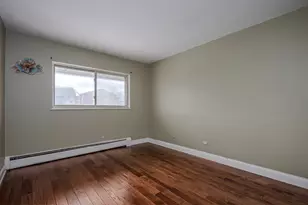 685 E Fullerton Ave, Glendale Heights, IL 60139 - Photo 13