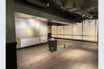 111 E Chestnut Street, Chicago, IL 60611 - Photo 7