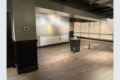 111 E Chestnut Street, Chicago, IL 60611 - Photo 9