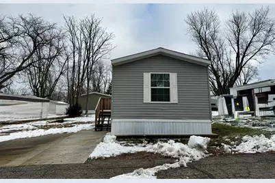 616 6th Street, Bloomington, IL 61704 - Photo 1