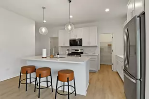 2822 Jackson Dr, Arlington Heights, IL 60004 - Photo 13