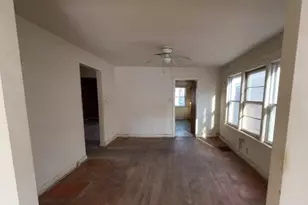 612 E 104th St, Chicago, IL 60628 - Photo 3