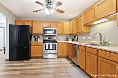 3332 Twisted Oak Court, McHenry, IL 60051 - Photo 7