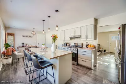 113 April Lane, North Aurora, IL 60542 - Photo 7