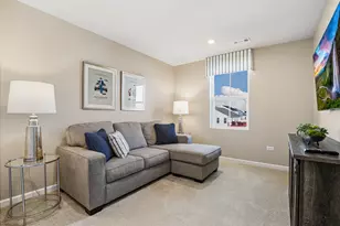 1725 Sunglow Ln, Dekalb, IL 60115 - Photo 9