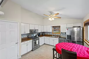 1N742 Forest Ave, Glen Ellyn, IL 60137 - Photo 7