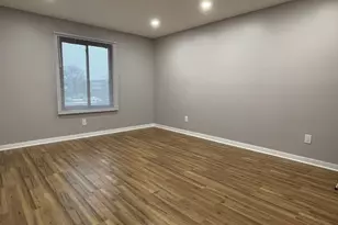 803 Garden Cir, Streamwood, IL 60107 - Photo 11