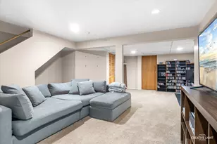 205 Churchill Ln, Aurora, IL 60504 - Photo 13