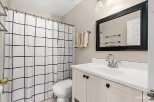 205 Churchill Ln, Aurora, IL 60504 - Photo 19