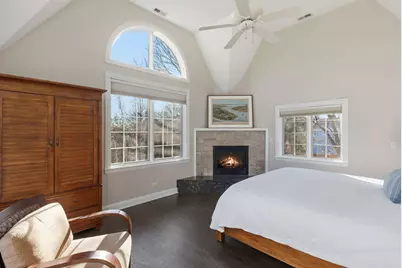 2611 Laurel Lane, Wilmette, IL 60091 - Photo 19