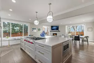 2611 Laurel Ln, Wilmette, IL 60091 - Photo 13