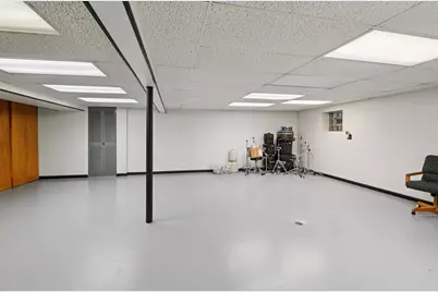 7605 Banks Street, Justice, IL 60458 - Photo 33