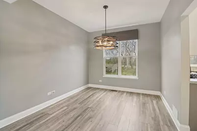 220 S Glenbrook Trail, McHenry, IL 60050 - Photo 9