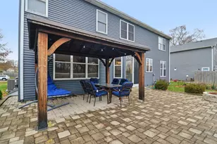 220 S Glenbrook Trail, McHenry, IL 60050 - Photo 37