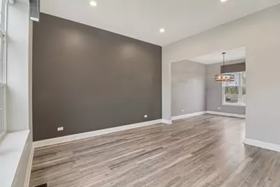 220 S Glenbrook Trail, McHenry, IL 60050 - Photo 5