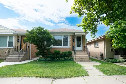 5019 W Carmen Avenue, Chicago, IL 60630 - Photo 1