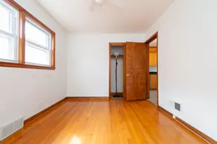 5019 W Carmen Ave, Chicago, IL 60630 - Photo 7
