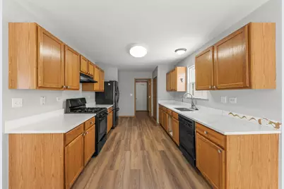 21519 Cormorant Street, Crest Hill, IL 60435 - Photo 7