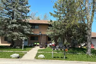 440 E Jefferson Ave, Hampshire, IL 60140 - Photo 1