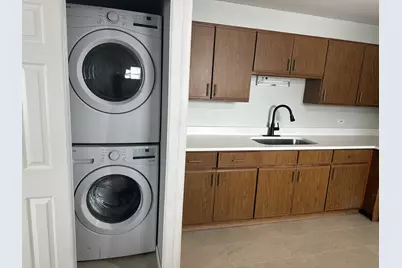 440 E Jefferson Avenue #4, Hampshire, IL 60140 - Photo 3