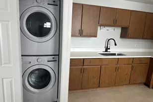 440 E Jefferson Ave, Hampshire, IL 60140 - Photo 3