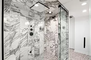 200 E Delaware Pl, Chicago, IL 60611 - Photo 35